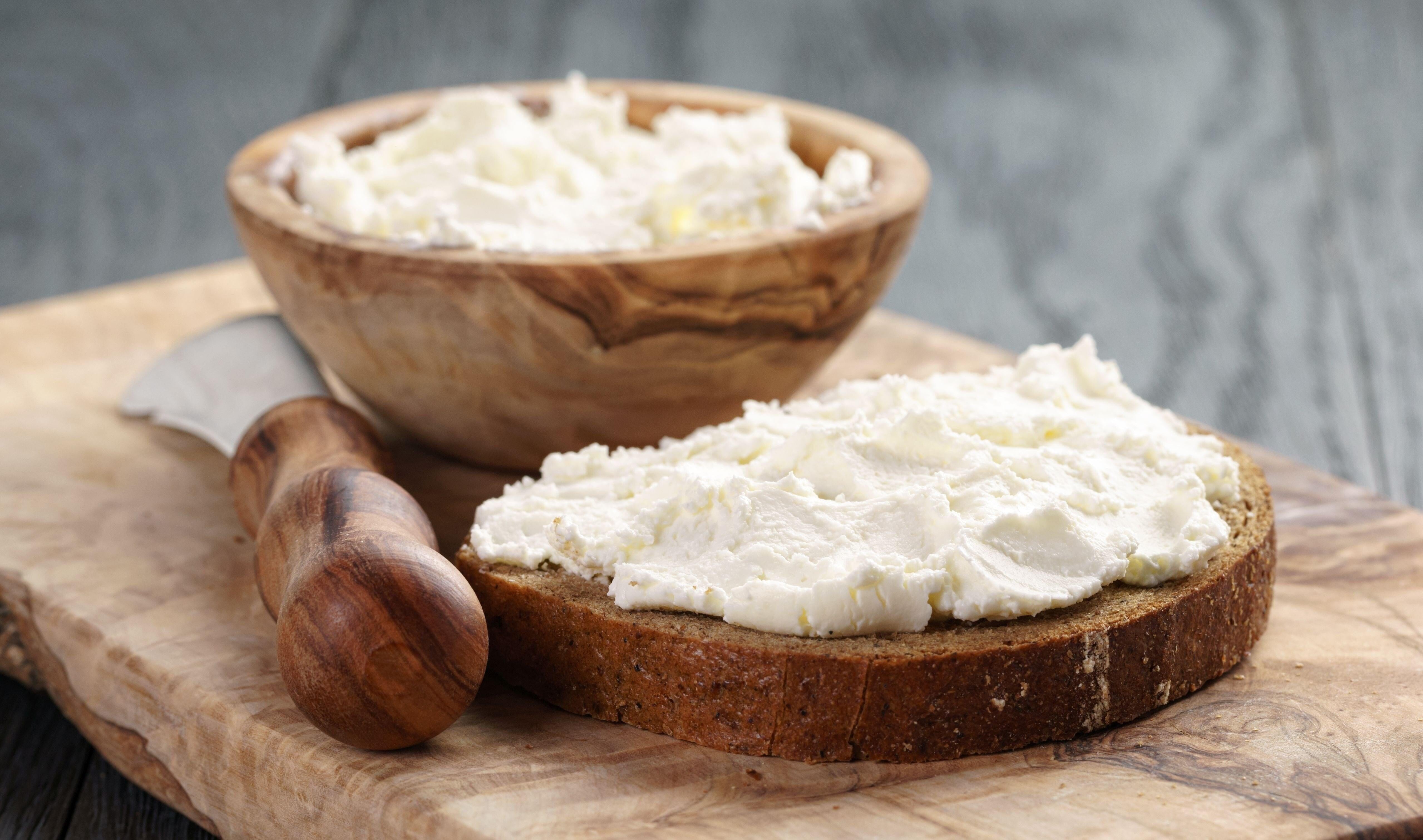 What Can I Do With Cream Cheese Powder? (+Tasty recipe)