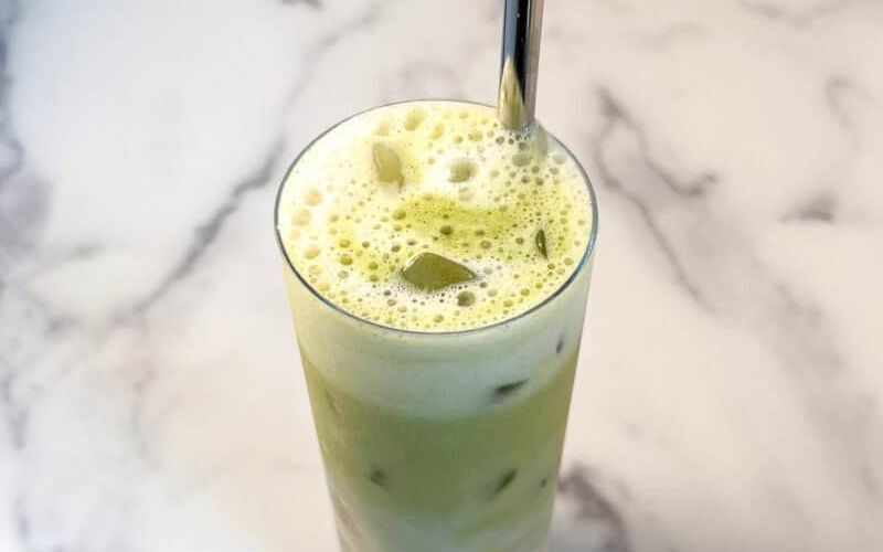 [Recipe] Banana & Matcha Green Tea Iced Latte