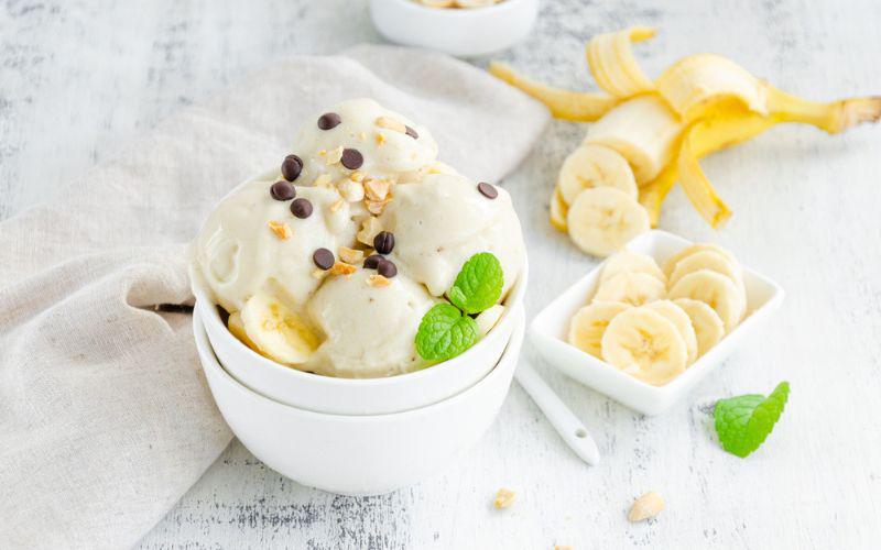  Chocolate Banana Ice Cream 