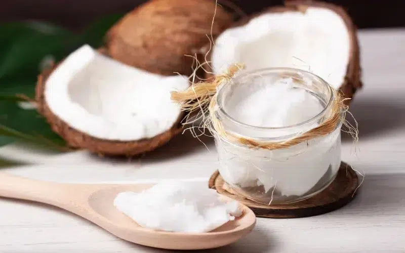 Coconut Cream vs Coconut Milk: Understanding the Difference