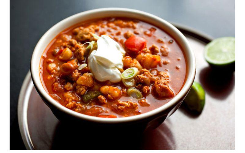 [Recipe] Smokey-sweet Turkey Chili with maple and chipotle